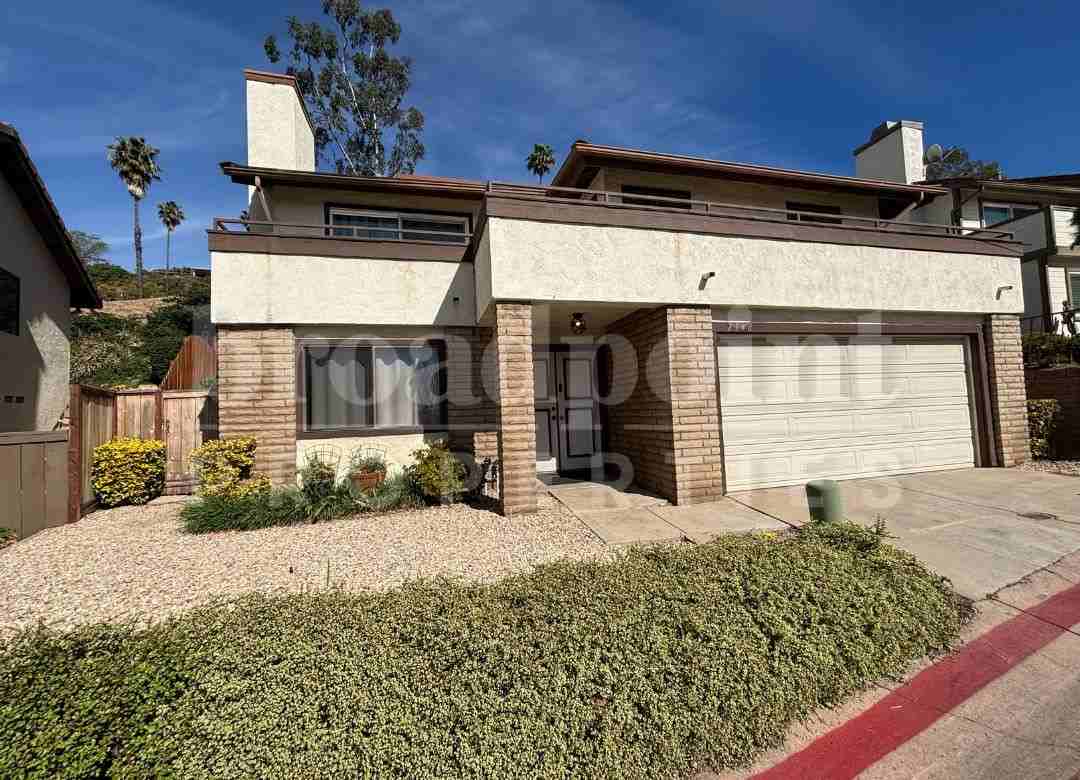 2148 Skyview Gln #1 - Photo 3 of 25