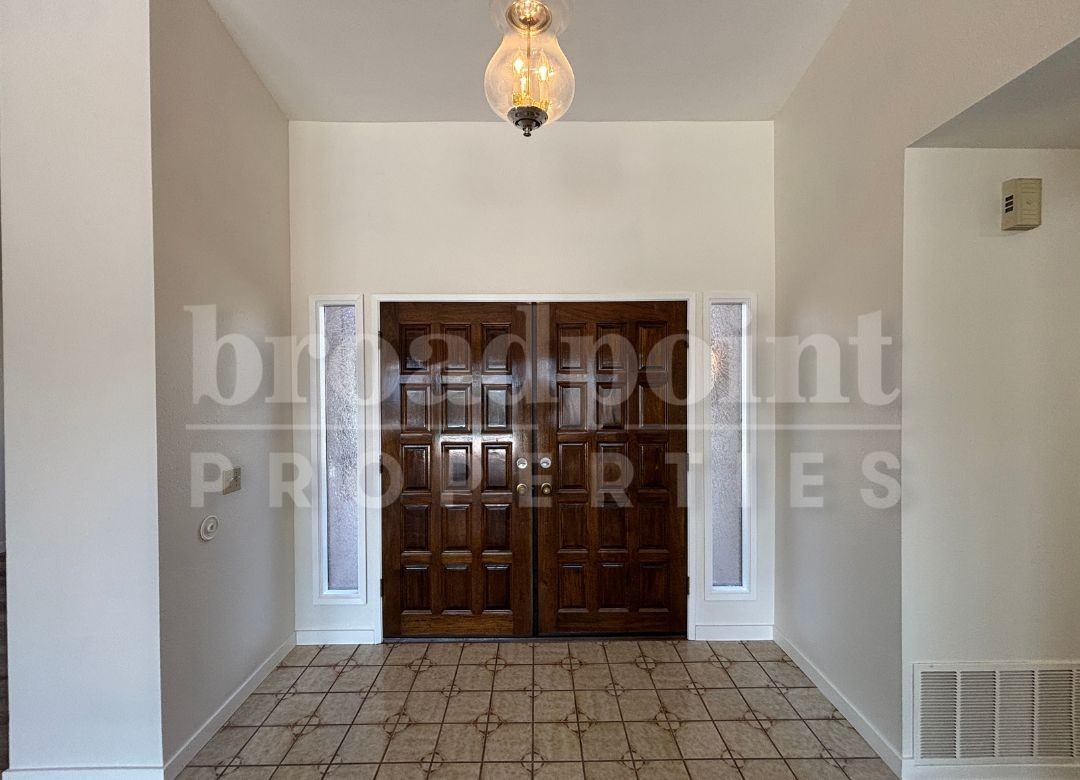 1543 Buckskin Dr #1 - Photo 2 of 29