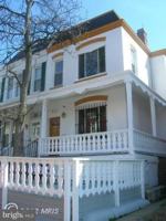 featured image of 738 Gresham Pl Nw