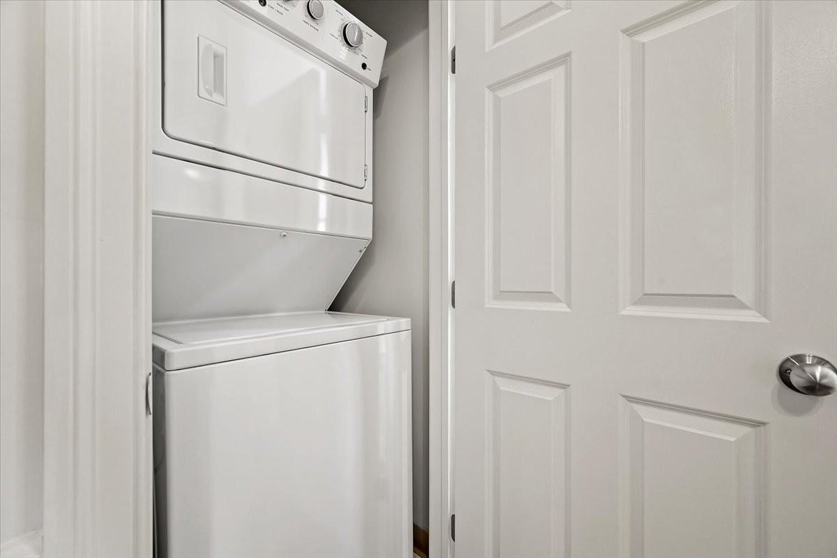 5400 Elmer St #5 - Photo 4 of 15