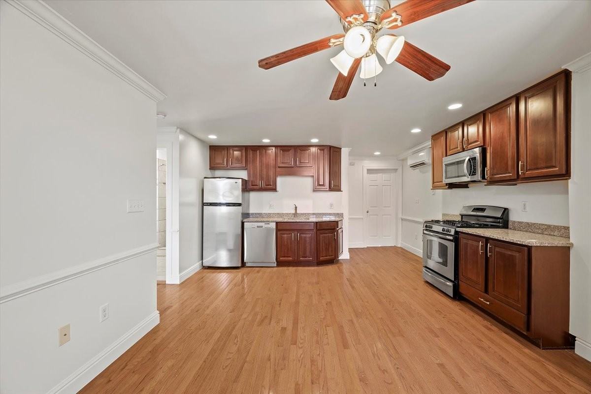 5400 Elmer St #5 - Photo 7 of 15