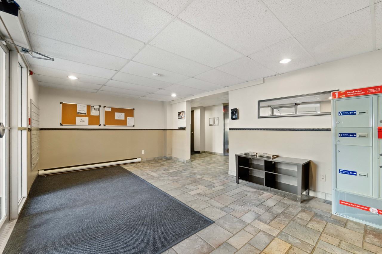 Sandwich Tower Apartments - Photo 4 of 22