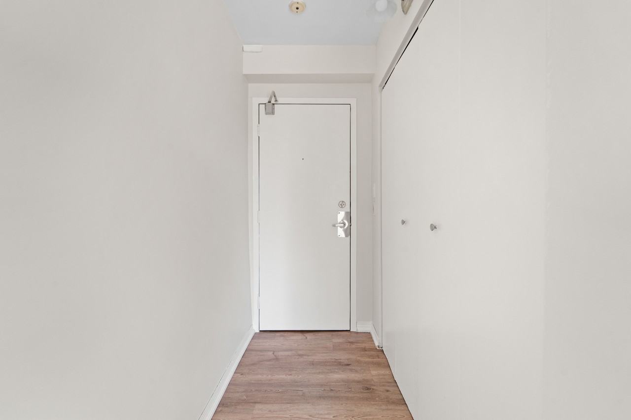 Sandwich Tower Apartments - Photo 6 of 22