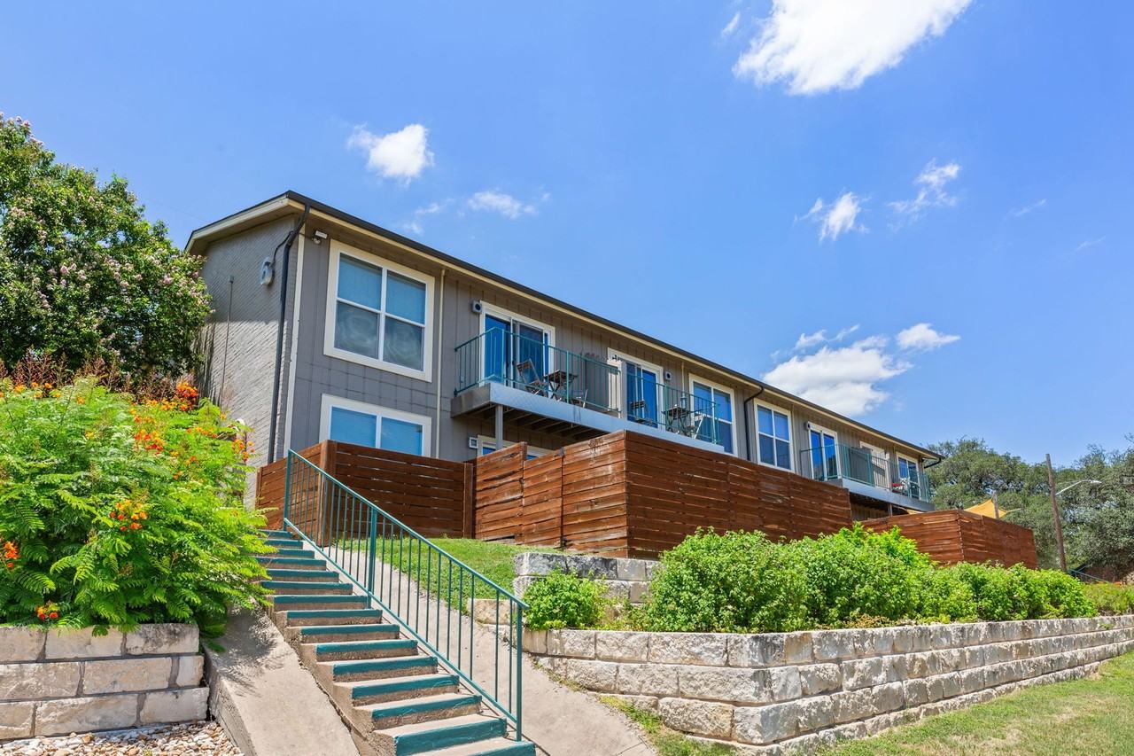 City Scene Apartments - Photo 3 of 50