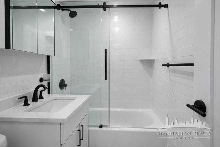 Beekman Pl #2B - Photo 4 of 5