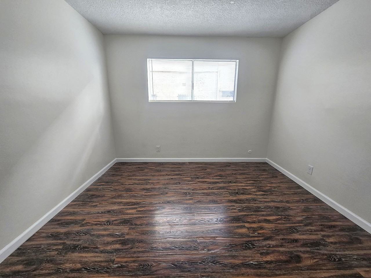 15025 Vanowen Street - Photo 3 of 17