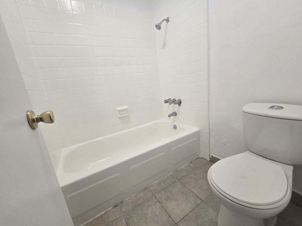 15025 Vanowen Street - Photo 6 of 12