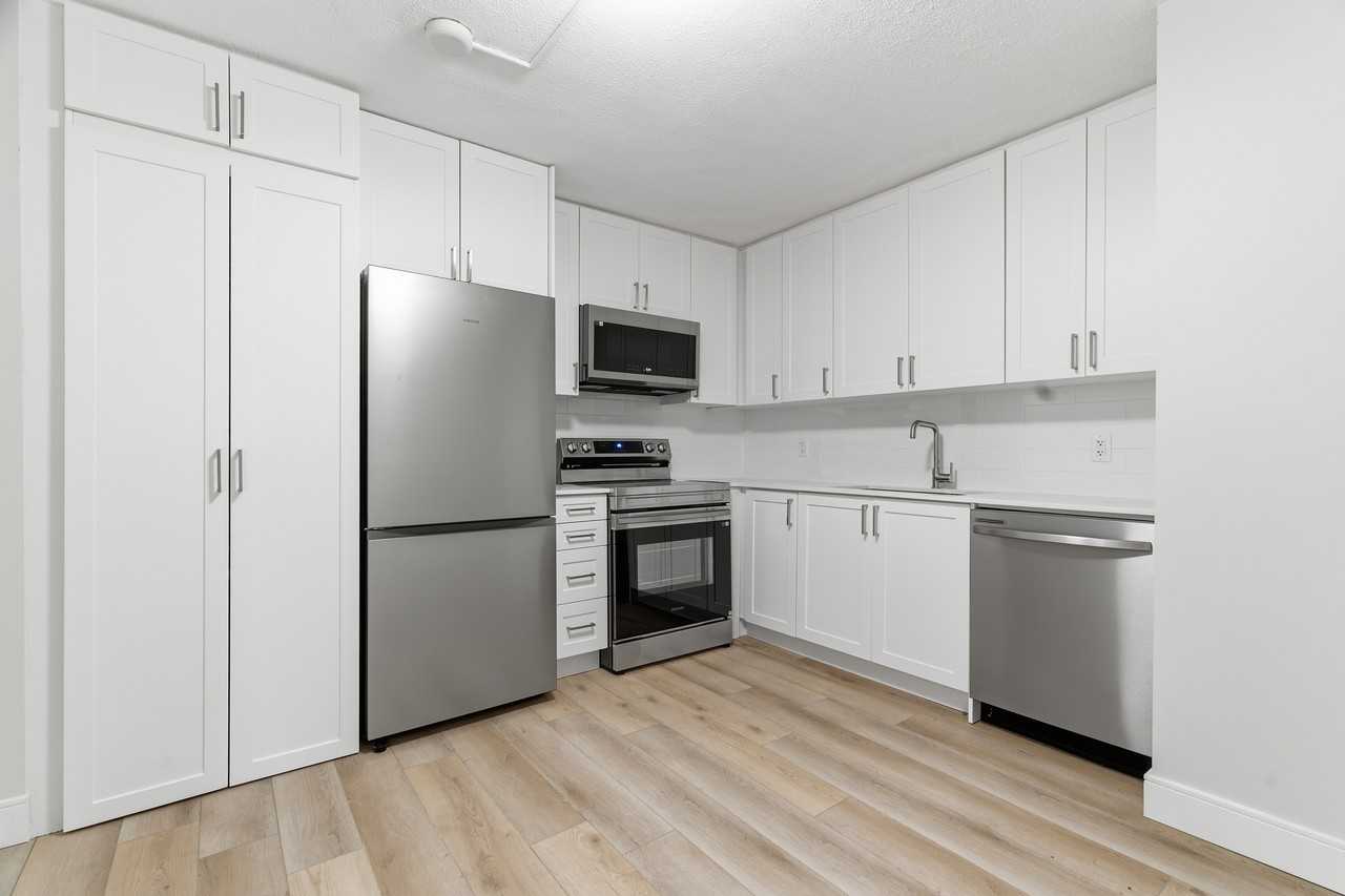 14 Conway Dr. - Photo 2 of 30