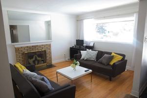 featured image of 158 Meadowlands Dr W