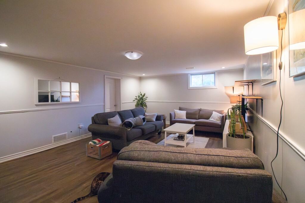 85 Mildred Ave - Photo 2 of 28