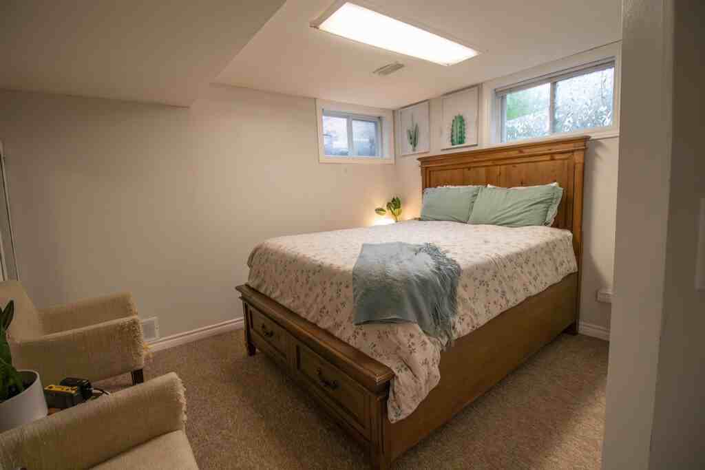 85 Mildred Ave - Photo 7 of 28