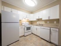 Lincoln Court Apartments - Photo 1 of 1