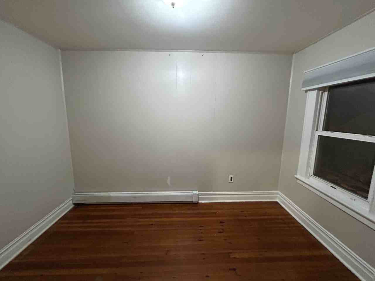 184 Walnut St - Photo 4 of 16