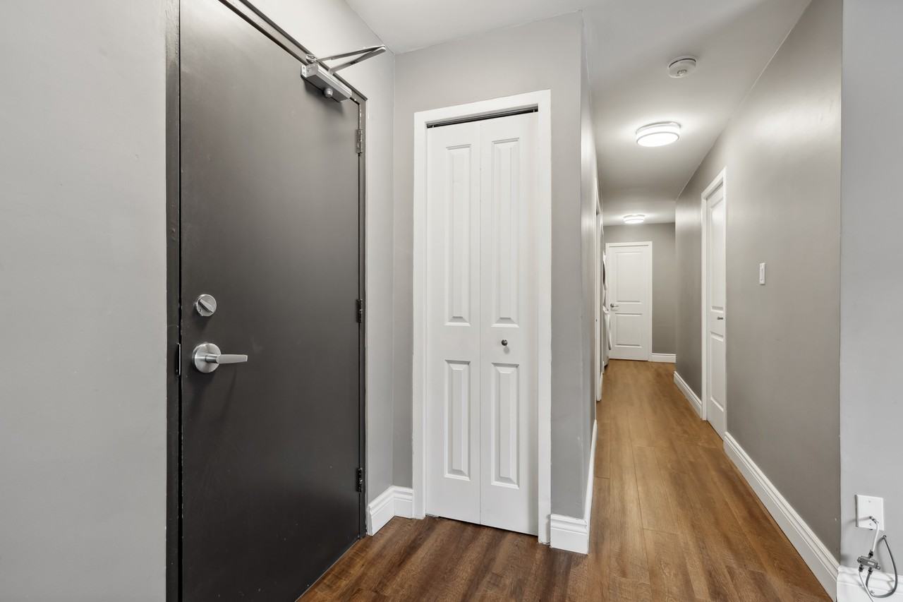 Unit 303 - Photo 3 of 19