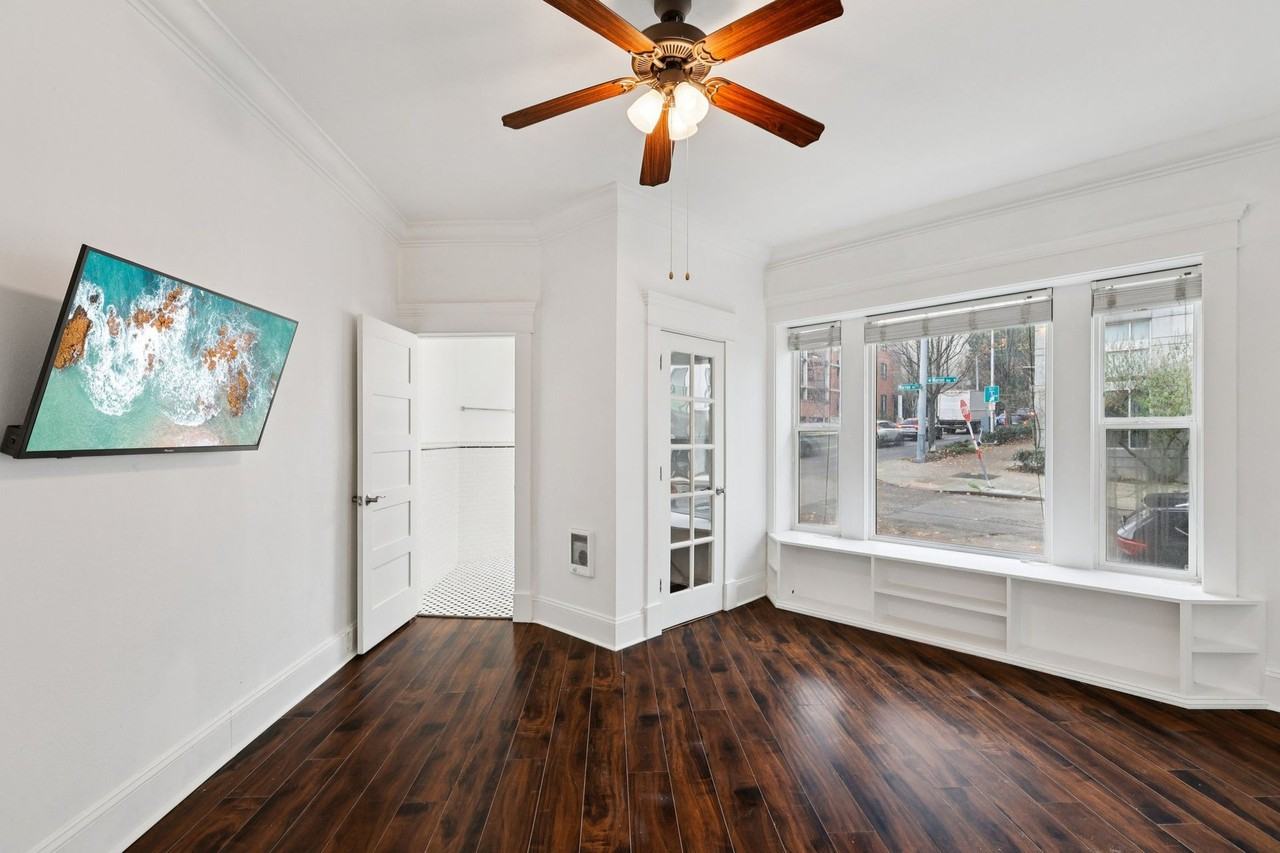 Centerview - Photo 2 of 50