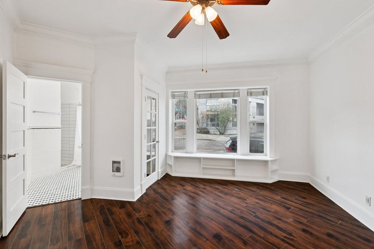 Centerview - Photo 5 of 50