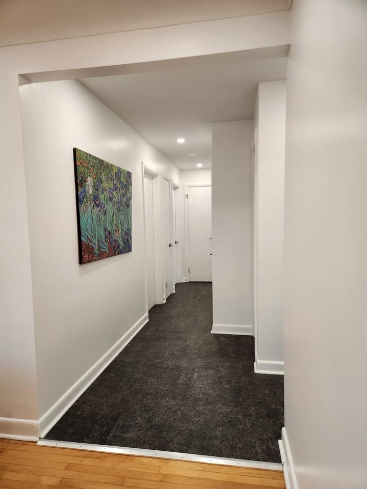 160 Dagmar Avenue #1 - Photo 3 of 9