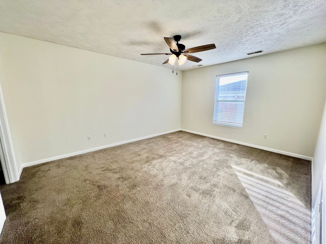 1701 / 1705 RT Dunn - Photo 6 of 12