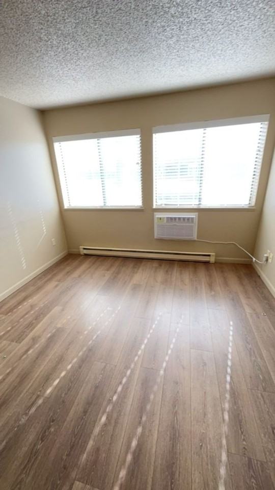 Fairview Apartments - Photo 4 of 12