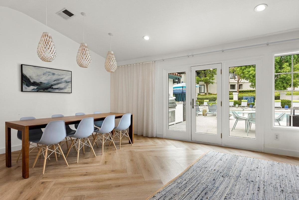 1885 San Remo Dr - Photo 6 of 13