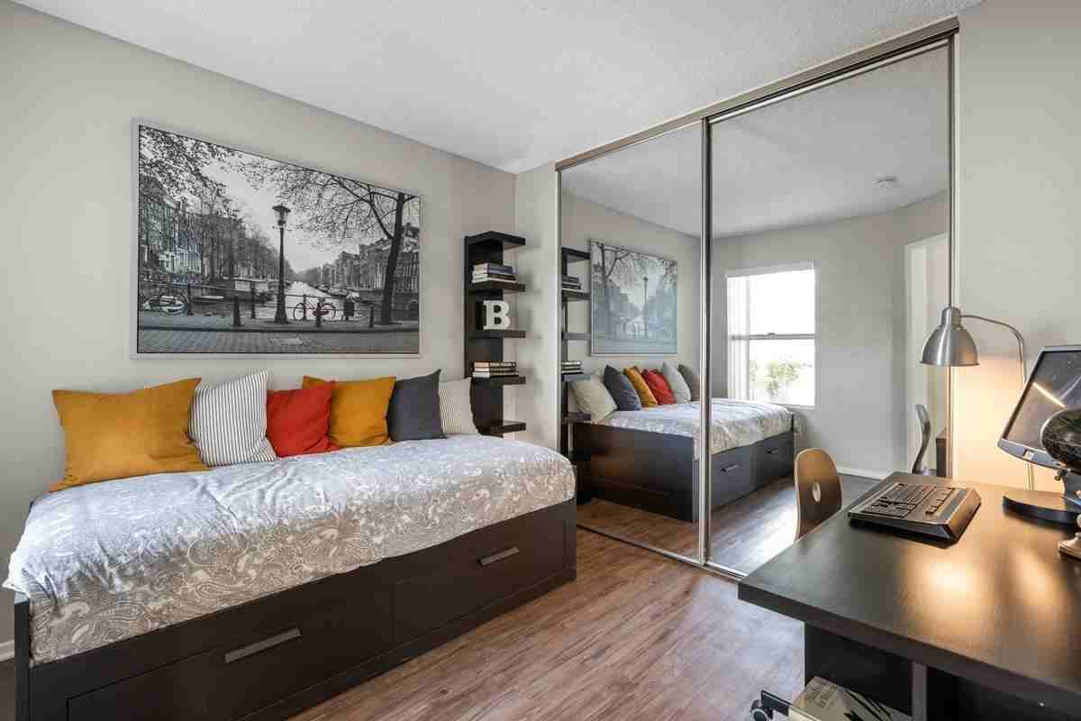 1885 San Remo Dr - Photo 2 of 13