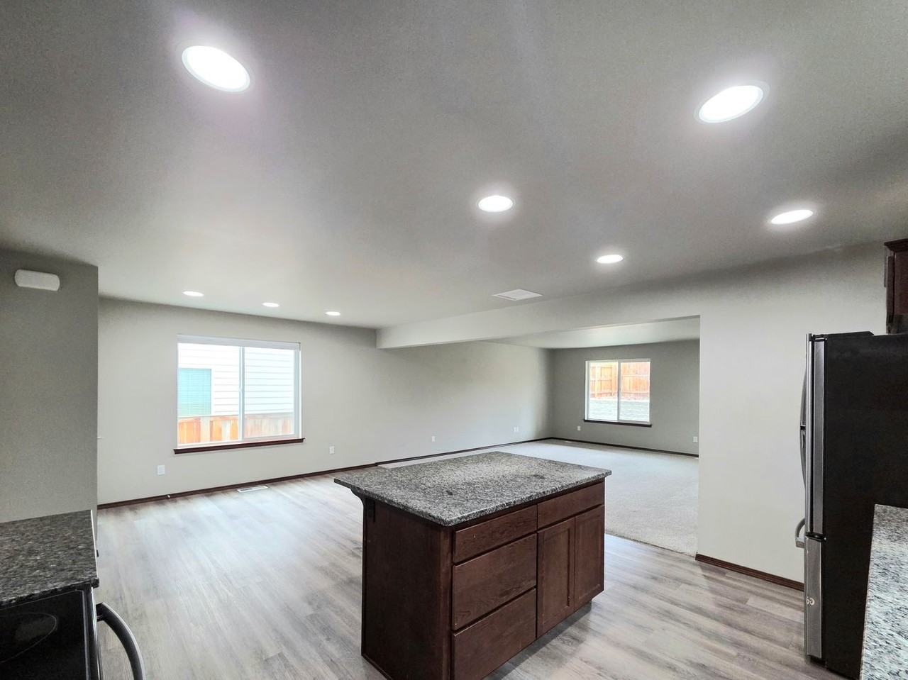 416 S Kansas Loop - Photo 6 of 22