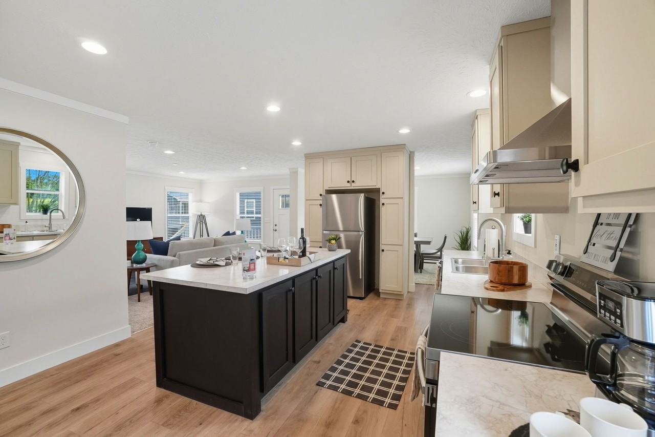 Tapestry Homes - Photo 6 of 37