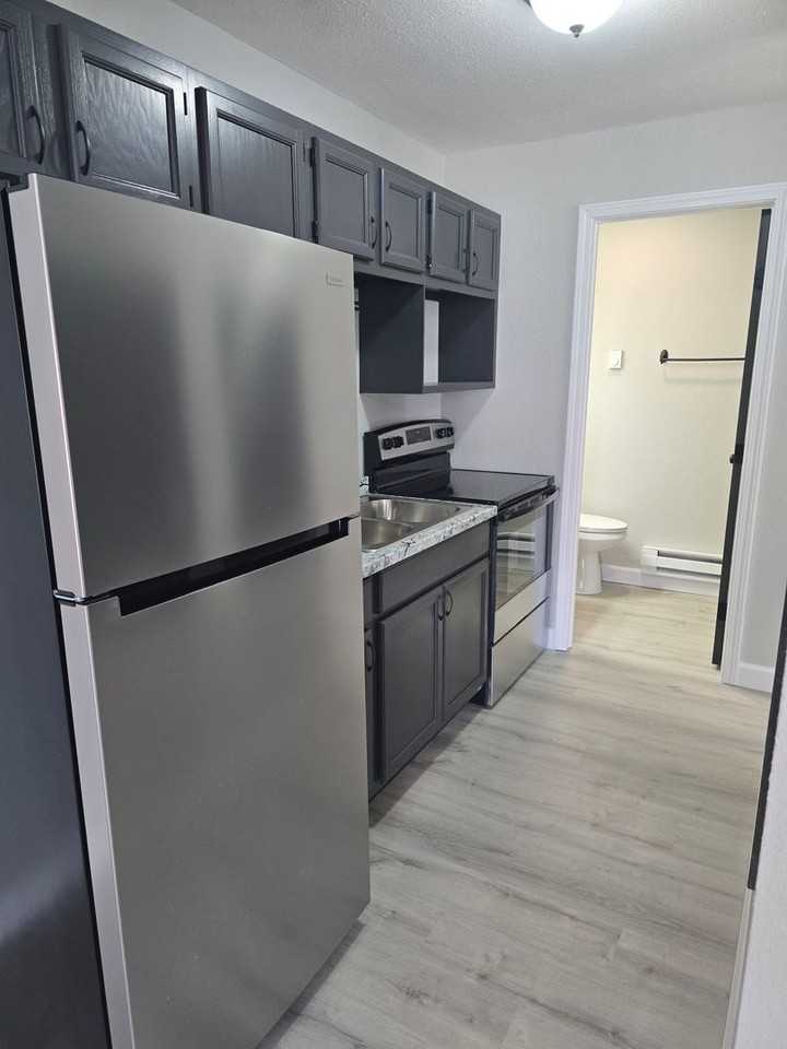 4199 Sunset Dr #4 - Photo 4 of 11