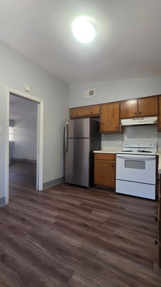 1974 S Riverview Cir - Photo 4 of 12