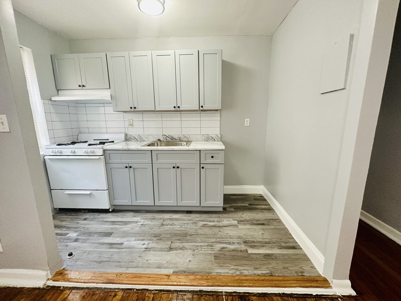 68 Elmwood Ave #L - Photo 3 of 10