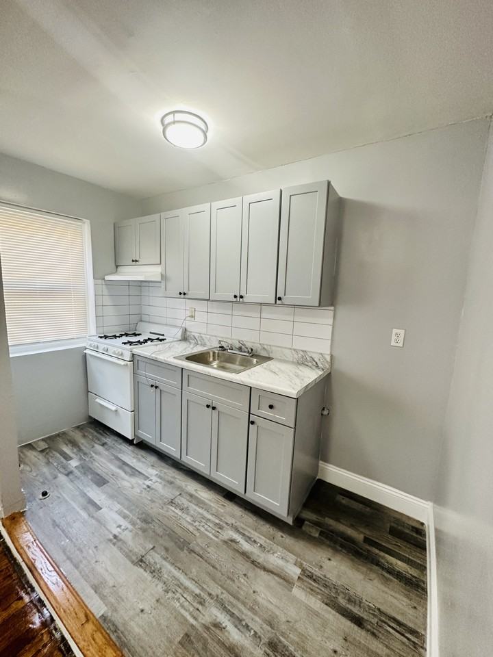 68 Elmwood Ave #L - Photo 4 of 10