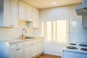 featured image of 345 E Park Ave