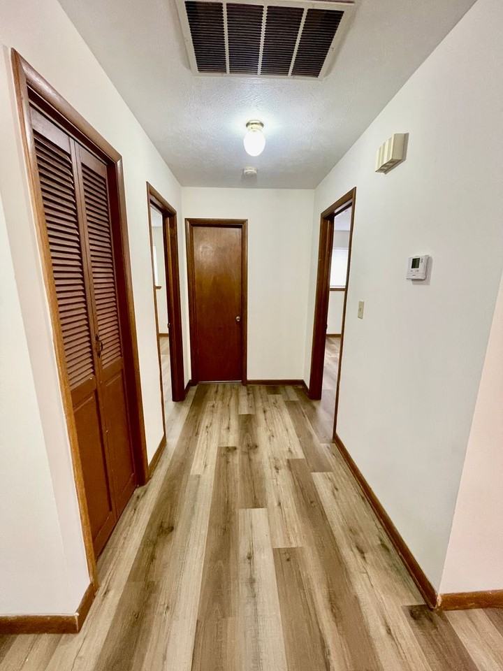 2146 E Bennett St - Photo 7 of 13