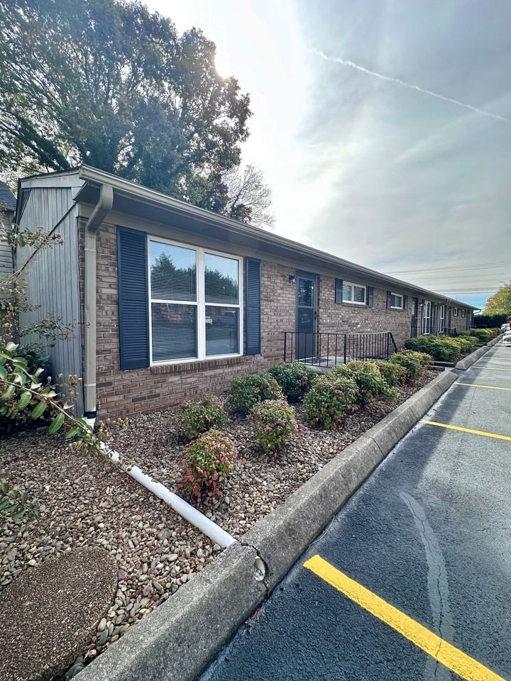 Rand at Green Meadows Apartments - Photo 6 of 9