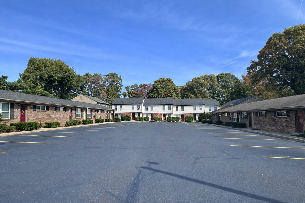 Rand at Green Meadows Apartments - Photo 7 of 9