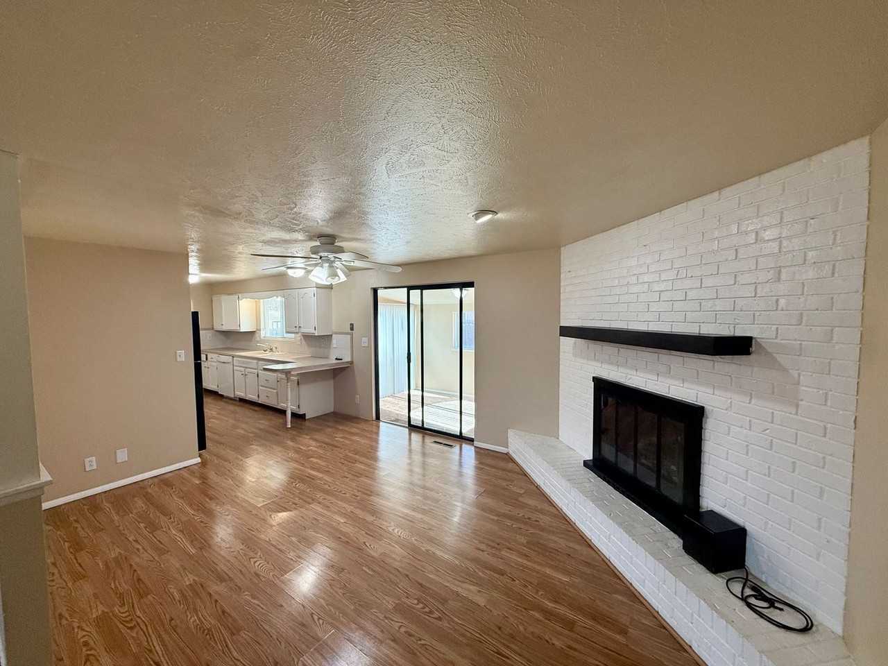 2307 Fairplay Dr - Photo 6 of 28