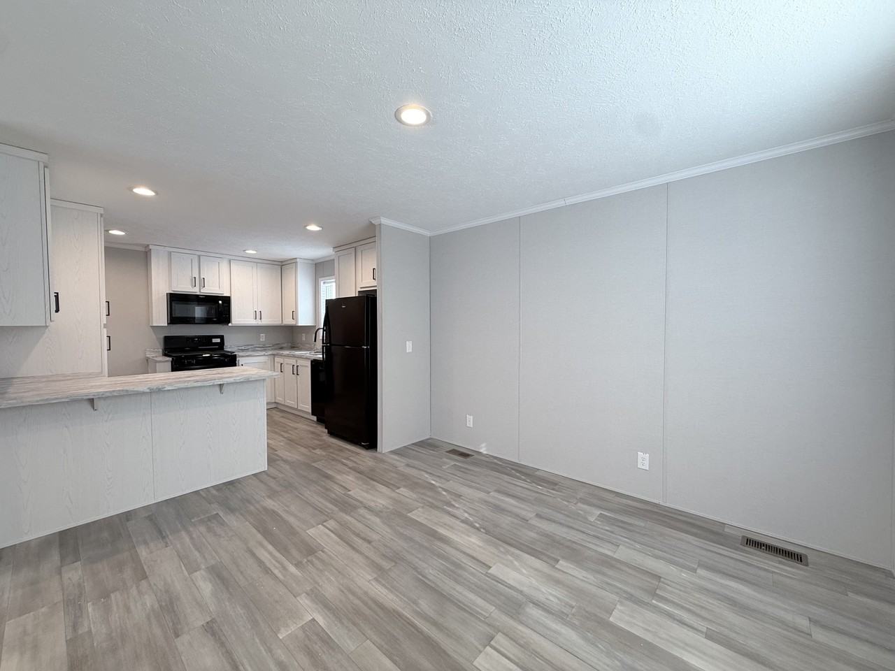 29805 Jamestown Dr #435 - Photo 5 of 19