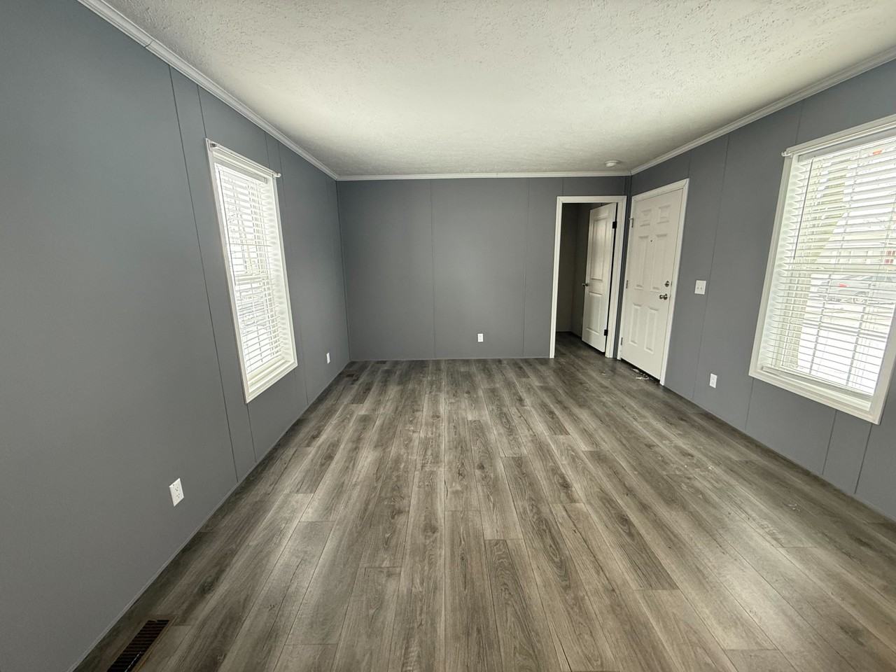 79 3rd St #79 - Photo 7 of 27