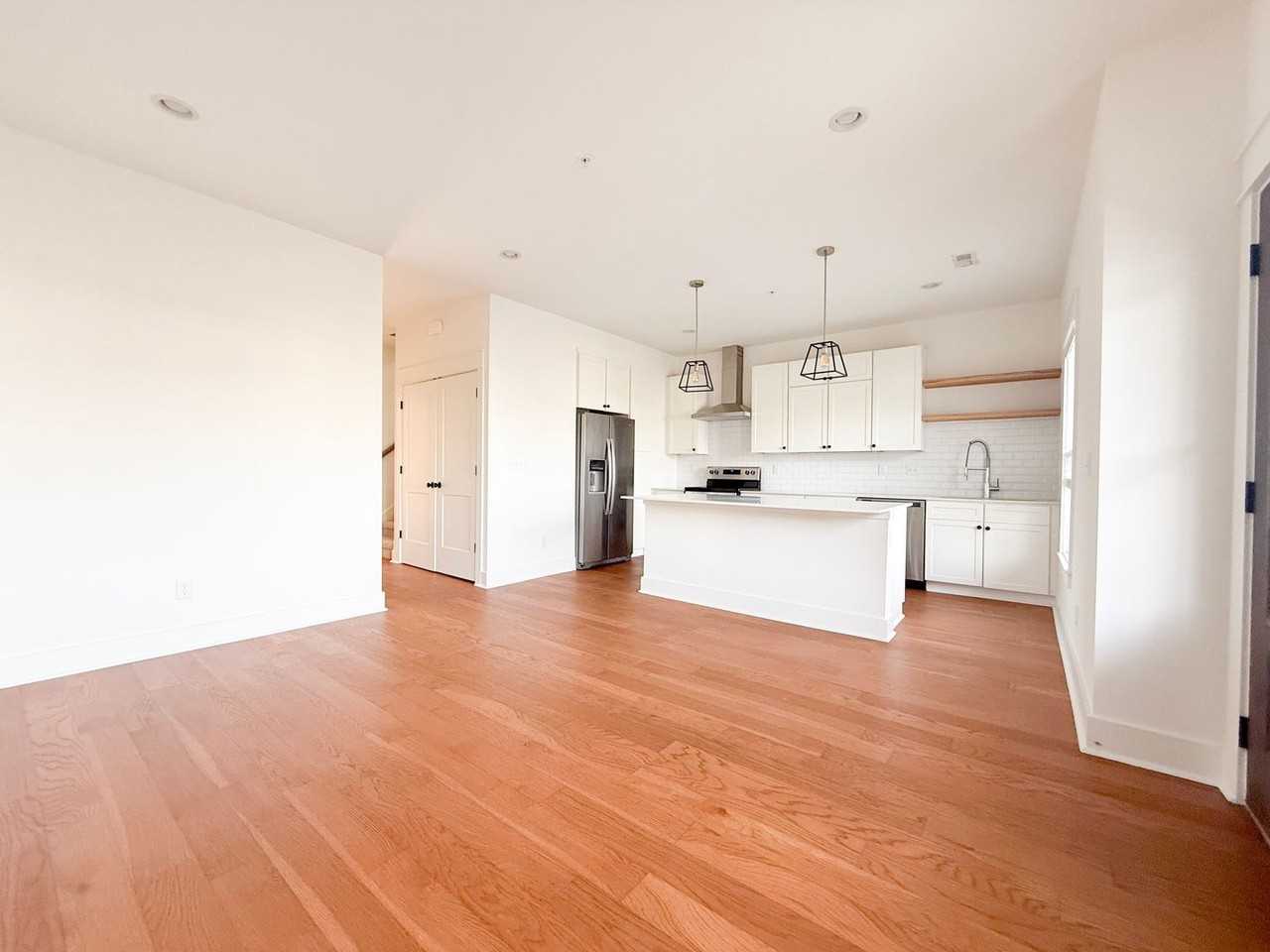 232 Allison Way - Photo 3 of 35