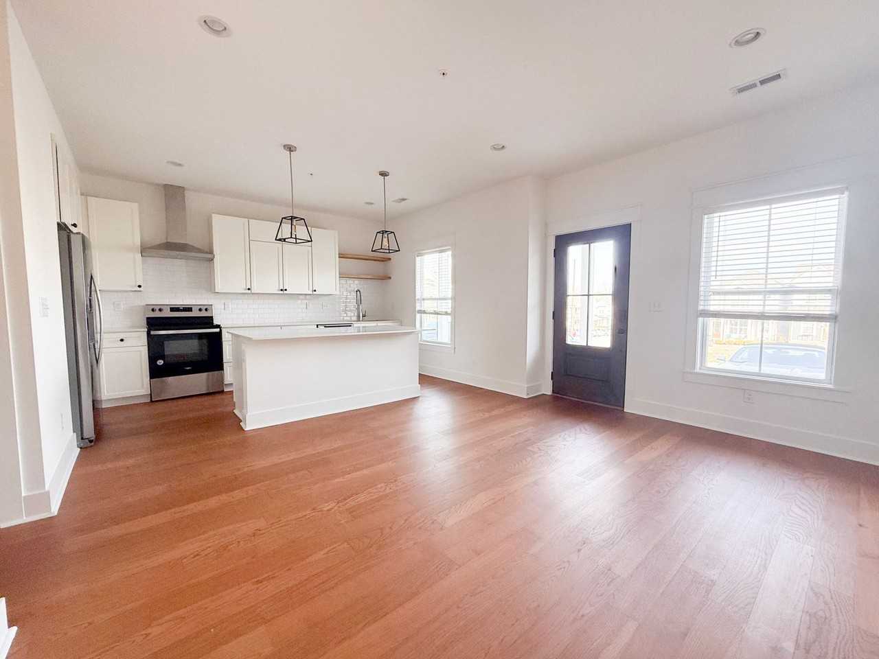 232 Allison Way - Photo 4 of 35