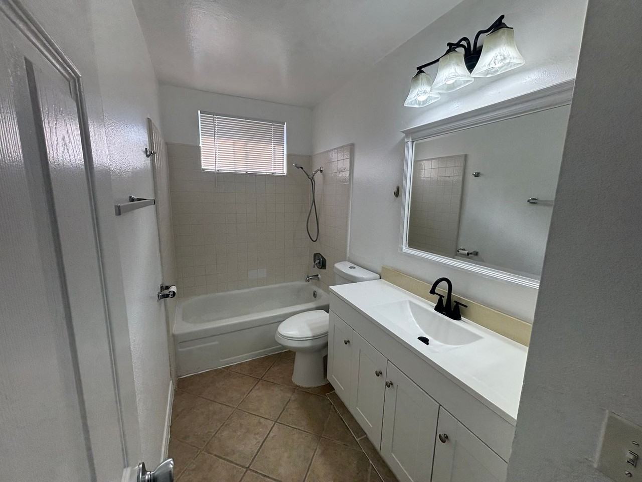 20825 Plum Canyon Rd - Photo 7 of 12