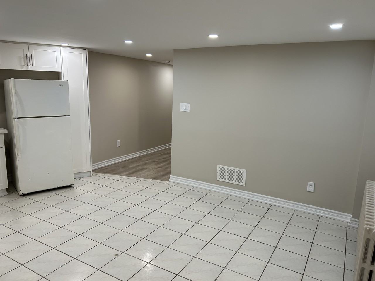 1365 King Street West - Photo 2 of 8