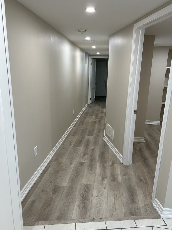 1365 King Street West - Photo 3 of 8