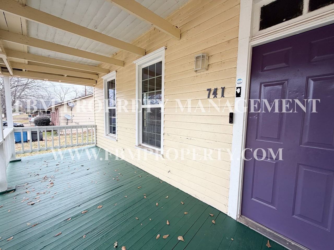 741 W Park Ave - Photo 3 of 21