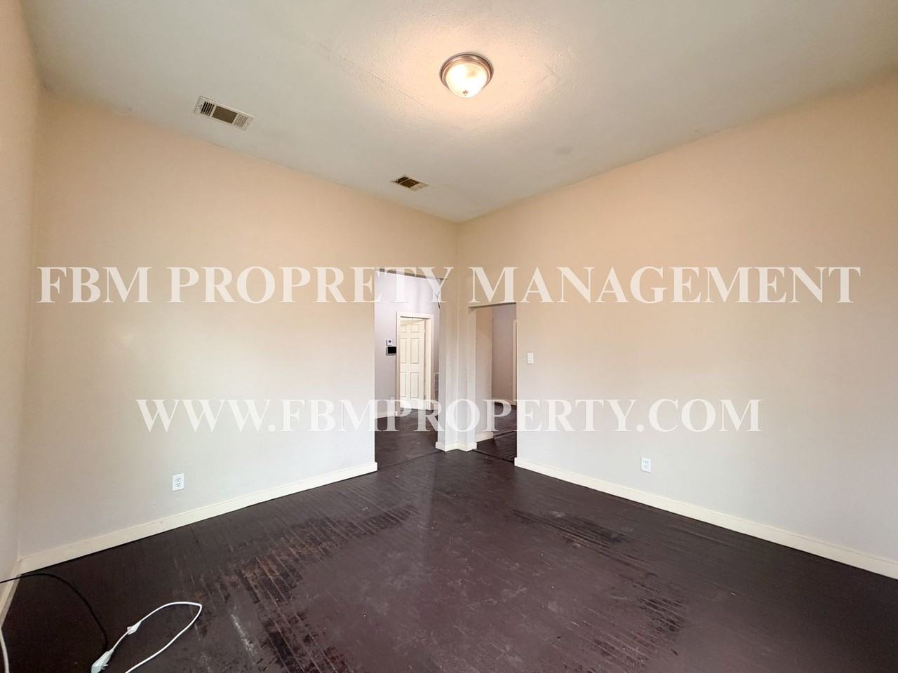 741 W Park Ave - Photo 6 of 21