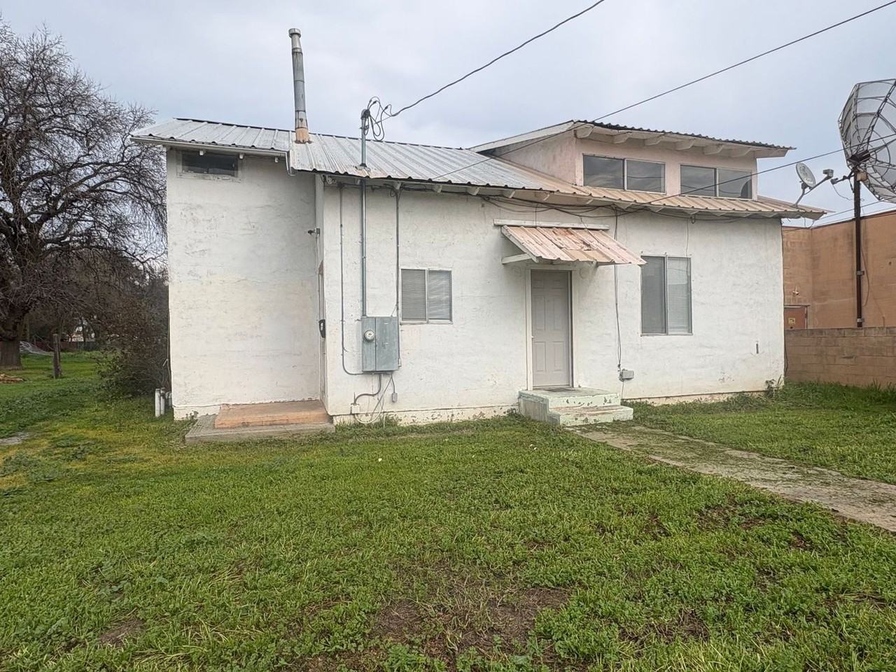 164 Cherry St - Photo 2 of 23