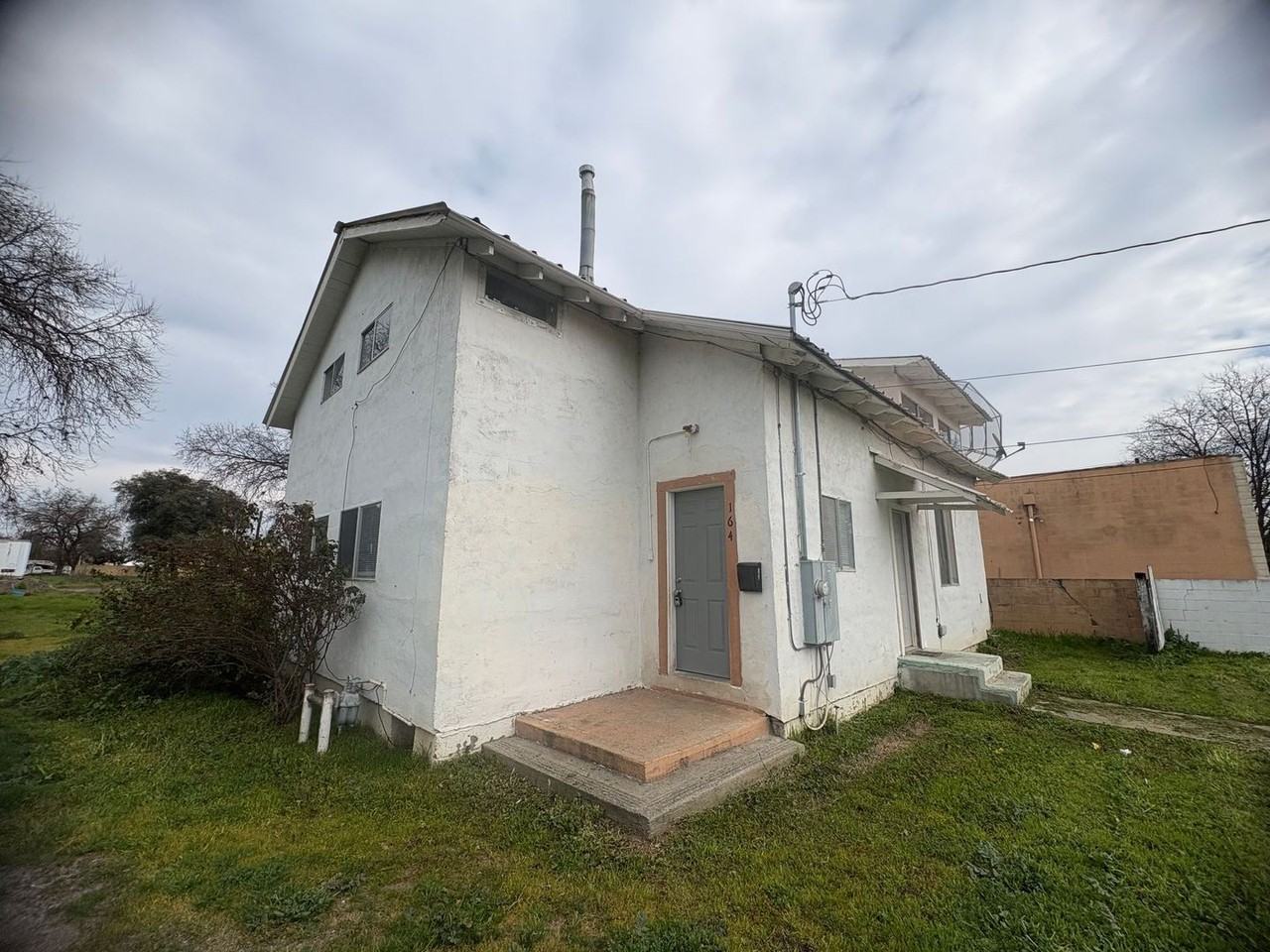 164 Cherry St - Photo 3 of 23