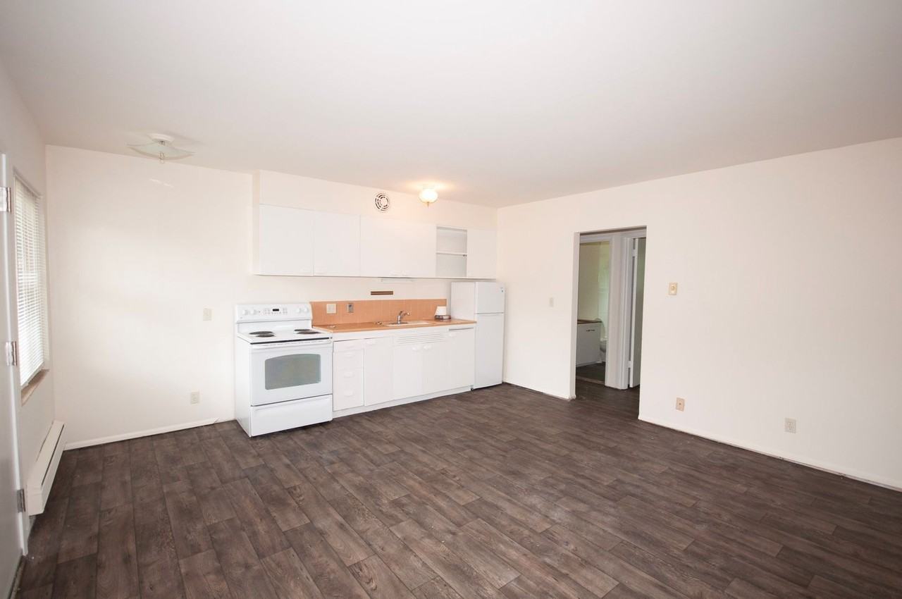 Parkway Apartments (108) - Photo 5 of 5