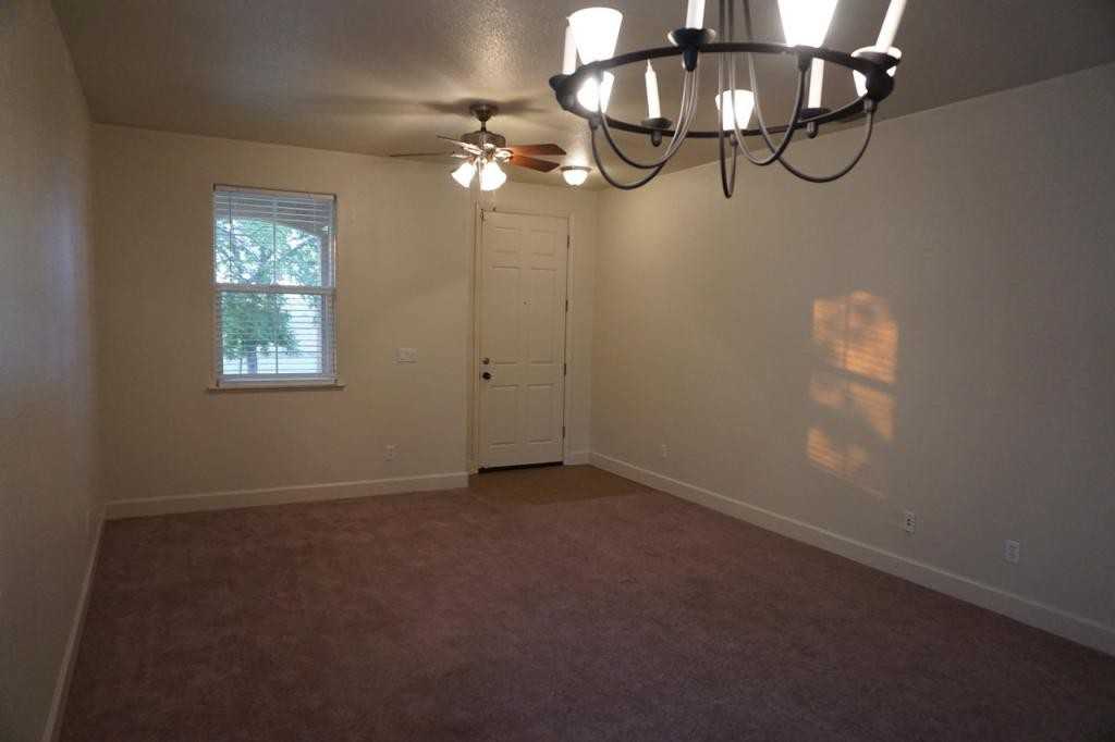 424 Barclay Way - Photo 5 of 26