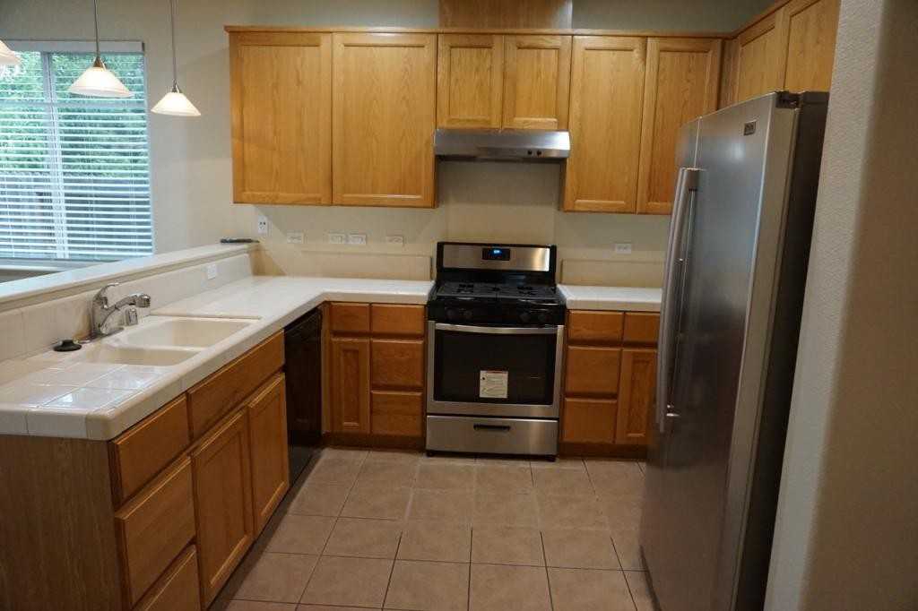 424 Barclay Way - Photo 6 of 26